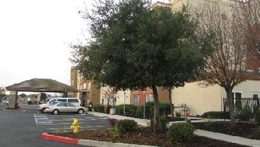 Best Western Plus Delta Inn & Suites image