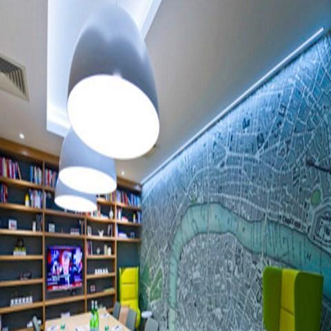 Regus Express - Gatwick, South Terminal в Horley, GB1