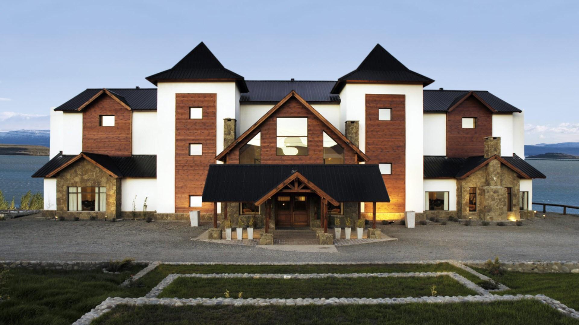 Xelena Hotel & Suites image