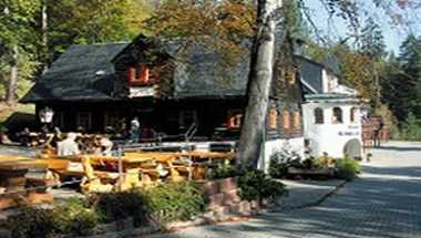 Hotel Kohlerhutte a Grunhain-Beierfeld, DE
