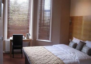 West Cliff Inn a Bournemouth, GB1