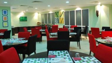 Butterfly Hotel Suites a Sohar, OM