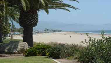 Beach Area West - Leadbetter Beach in Santa Barbara, CA