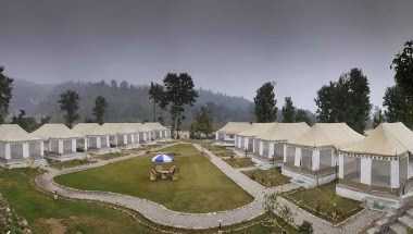 Corbett Woods Resort в Ramnagar, IN
