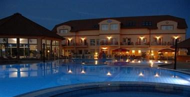 Aqua-spa Conference And Wellness Hotel, Cserkeszolo, HU
