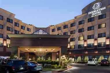 DoubleTree Suites by Hilton Hotel Bentonville в Bentonville, AR