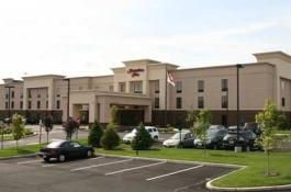 Hampton Inn North Brunswick/New Brunswick image