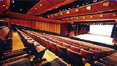 Ngau Chi Wan Civic Centre en Kowloon, HK