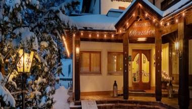 Hotel Jagdhaus Monzabon image