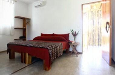 Otro Lado Lodge and Restaurant in Santa Teresa, CR