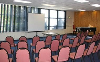 Pilgrim Hall Conference Centre i Uckfield, GB1