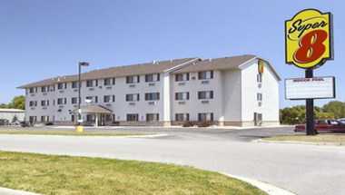 Super 8 by Wyndham Mason City in Mason City, IA