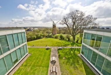 Regus Swindon Windmill Hill Business Park в Swindon, GB1