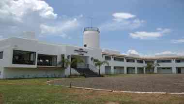 Howard Johnson Express Inn Ituzaingo i Ituzaingo, AR