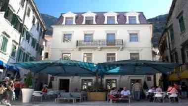 Hotel Vardar в Kotor, ME