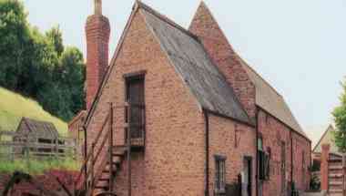 Greenfield Valley Dyffryn Maes Glas a Holywell, GB3