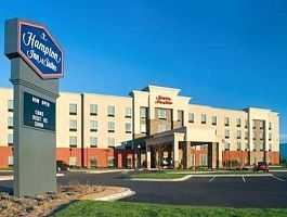 Rogers, MNにおけるHampton Inn & Suites Rogers