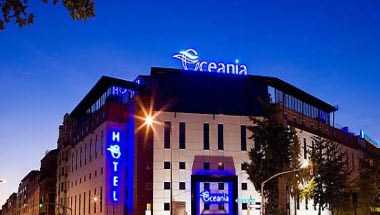 Oceania-Paris Porte de Versailles in Parijs, FR