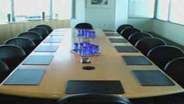 Regus - Pleasanton - Corporate Commons в Pleasanton, CA