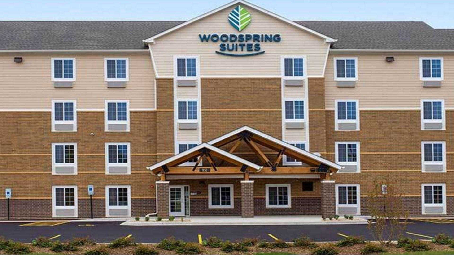 WoodSpring Suites Chicago Darien в Darien, IL