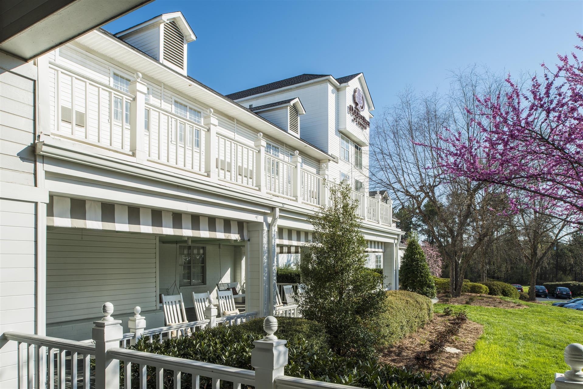 DoubleTree by Hilton Hotel Raleigh-Durham Airport at Research Triangle Park image