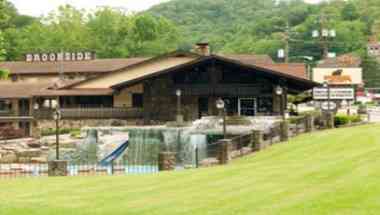 Brookside Resort в Gatlinburg, TN