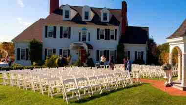 Five Bridge Inn a Attleboro, MA