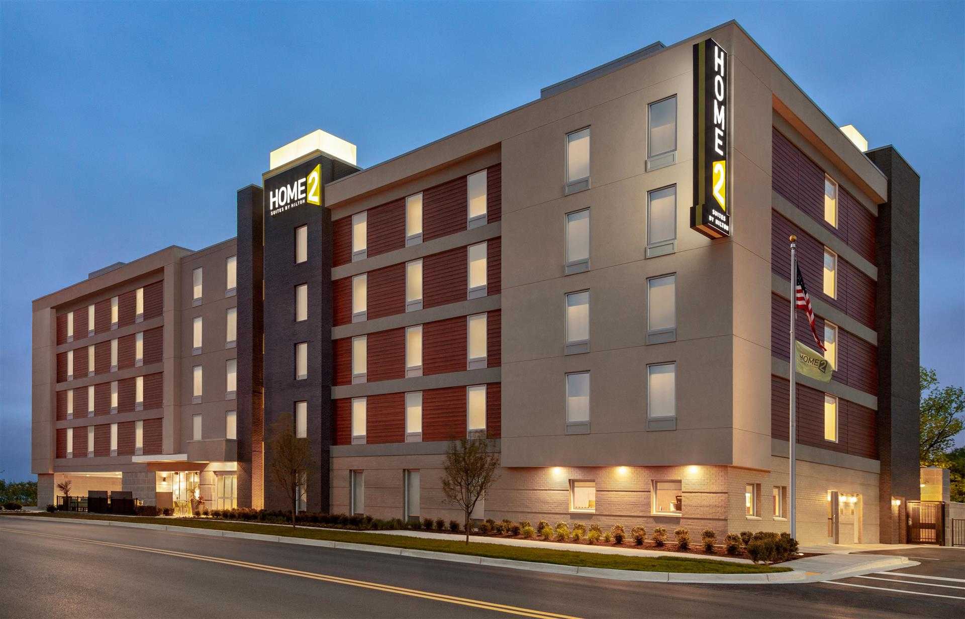 Home2 Suites by Hilton Silver Spring i Silver Spring, MD
