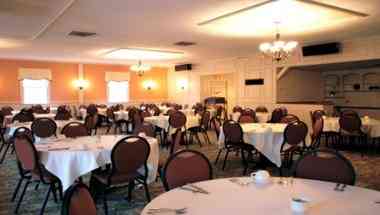 The Bull Run Restaurant в Shirley, MA