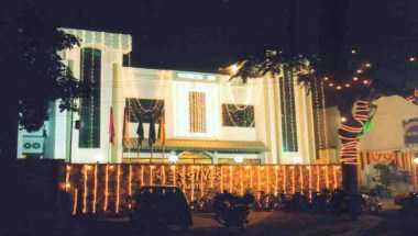 Blessings the Ultimate em Allahabad, IN