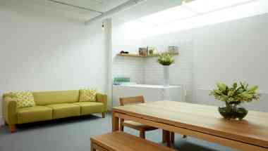 Mange Space, London, GB1