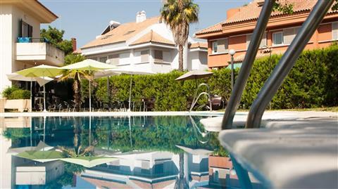 Apartamentos Simon Verde in Mairena De Aljarafe, ES