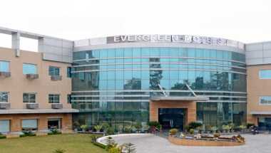 Evergreen Motels a Sitarganj, IN