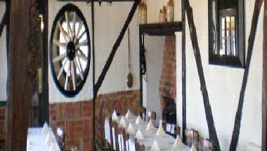 The White Lodge a Attleborough, GB1