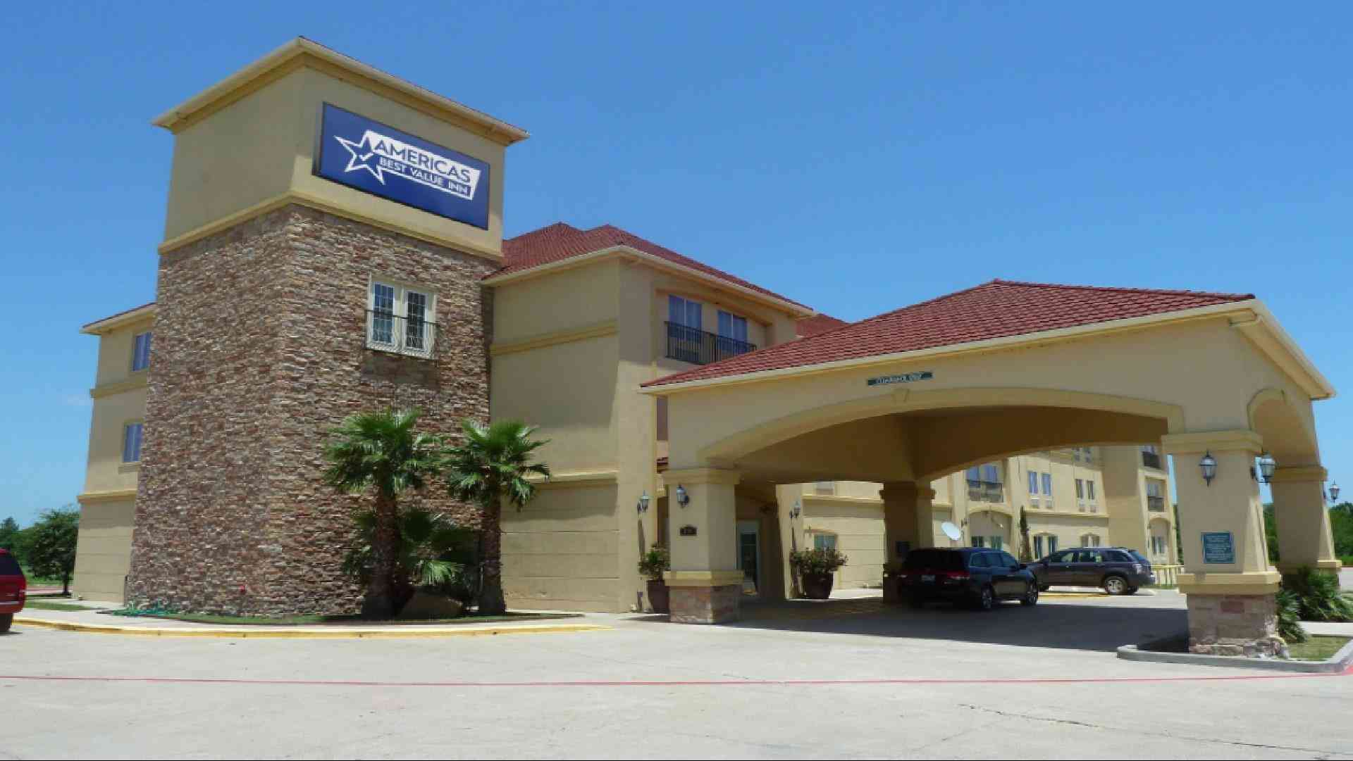 Americas Best Value Inn & Suites Gun Barrel City em Gun Barrel City, TX