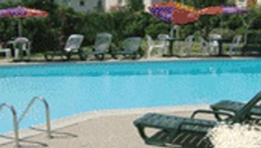 Hotel Restaurant Les Bains De Mer в Benodet, FR