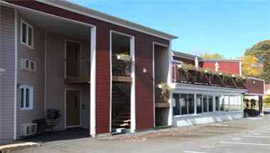 Hotel Motel Le Chateauguay в Quebec city, QC