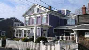 The Somerset House Inn Bed and Breakfast i Provincetown, MA