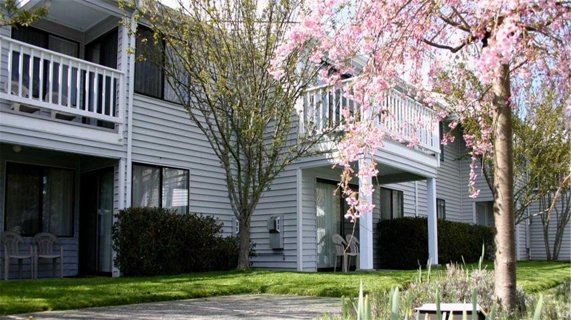 Friday Harbor Suites в Friday Harbor, WA