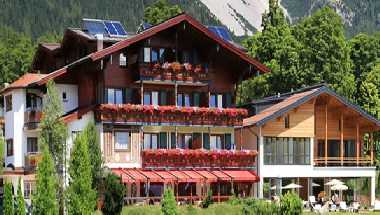 Hotel Pension Landhaus Ramsau a Ramsau am Dachstein, AT