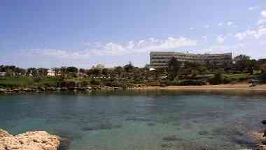 Crystal Springs Beach Hotel i Paralimni, CY