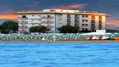 Hotel Ca' Bianca a Riccione, IT