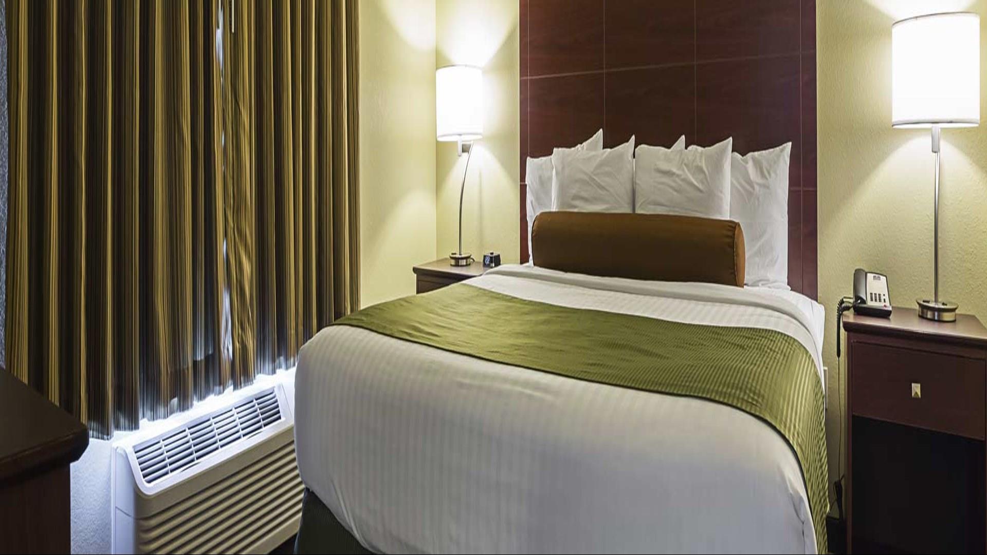 Cobblestone Inn & Suites - Bridgeport image