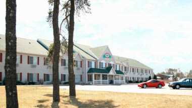 Flat Creek Inn & Suites i Hayward, WI