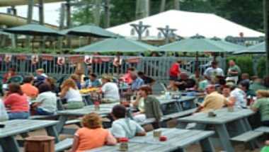 Old Firehouse Winery в Geneva, OH