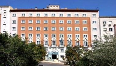 Hotel Miraparque image