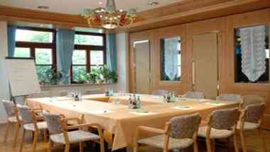 Landgasthof zur Linde a Weilrod, DE