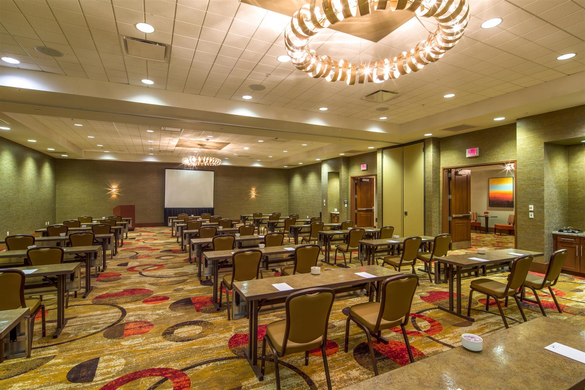 Hampton Inn Houston Downtown image