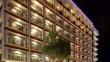 Amata Resort i Patong, TH