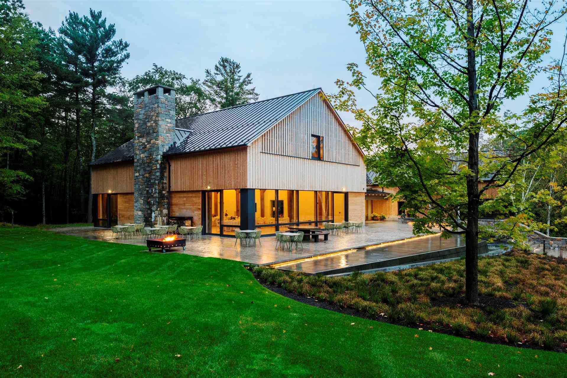 Alnoba in Kensington, NH